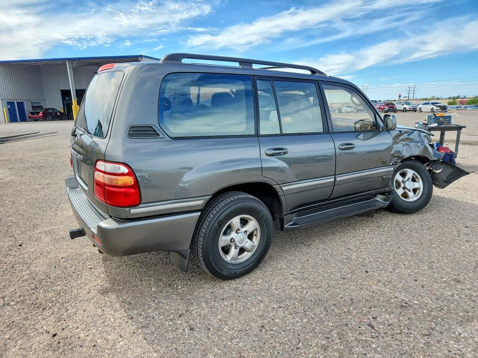 Снимка 3 от търг – 2000 TOYOTA LAND CRUISER с VIN JT3HT05JXY0094299