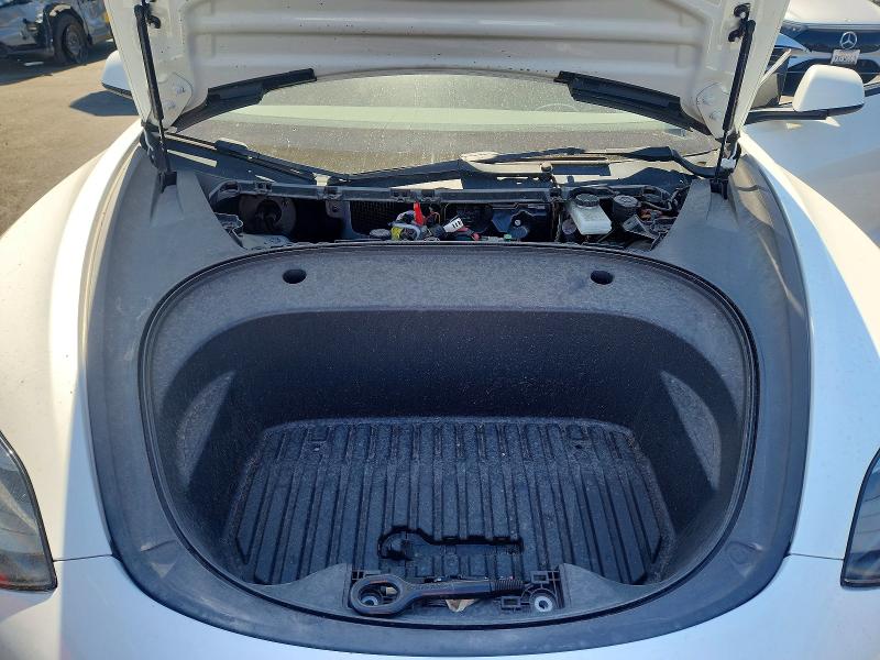 Photo 11 from auction – 2023 TESLA MODEL 3 with VIN 5YJ3E1EA1PF458440