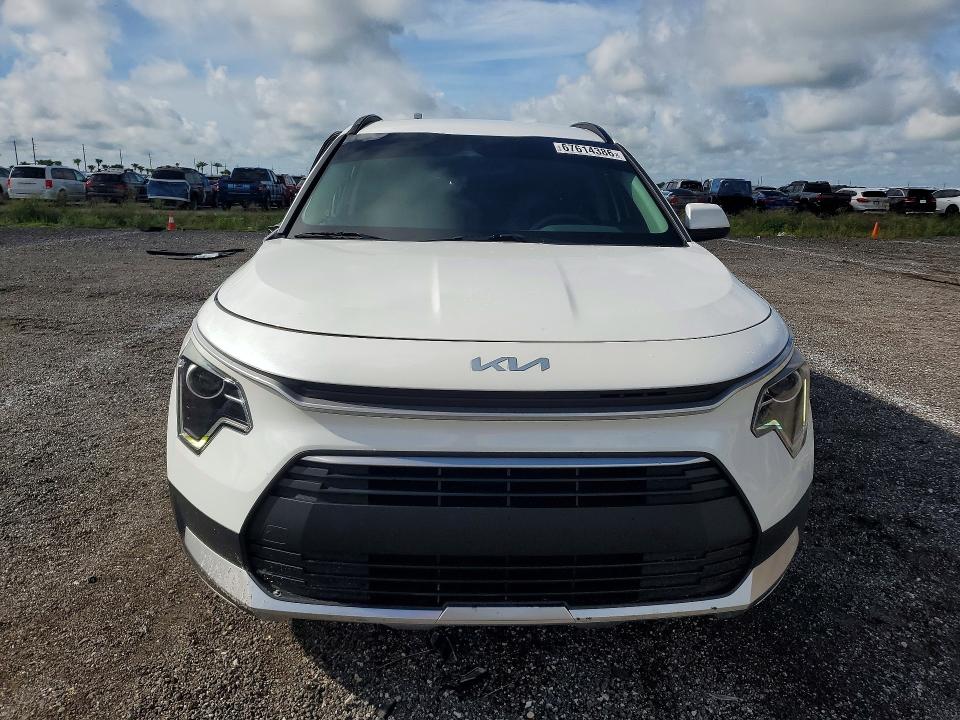Foto 5 de la subasta – 2023 KIA NIRO con VIN KNDCP3LE8P5087290
