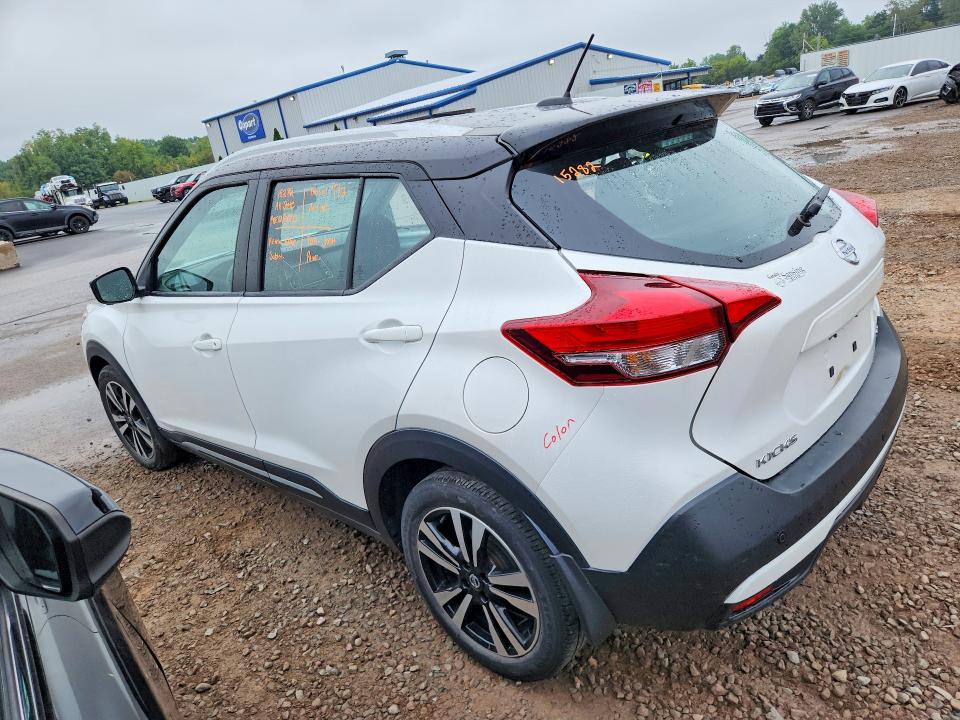 Photo 2 from auction – 2019 NISSAN KICKS with VIN 3N1CP5CU0KL528795