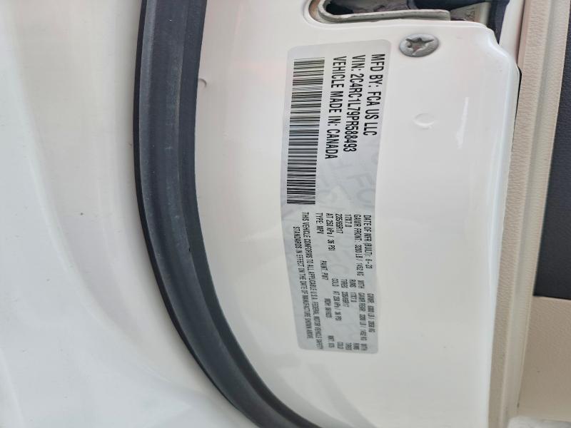 Снимка 14 от търг – 2023 CHRYSLER PACIFICA с VIN 2C4RC1L79PR588493