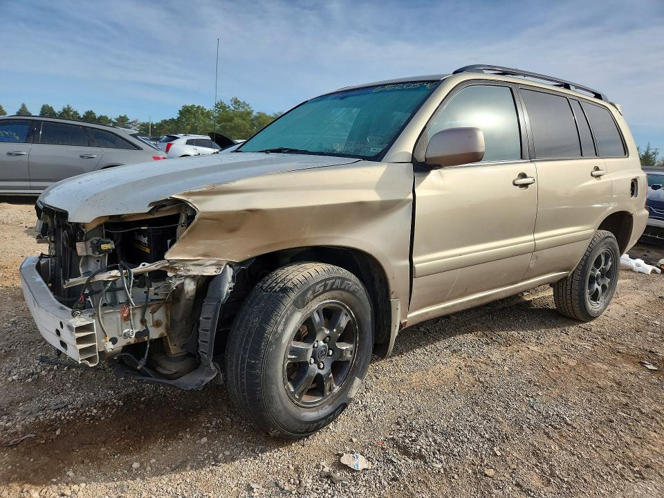 Снимка 1 от търг – 2005 TOYOTA HIGHLANDER с VIN JTEGP21A750070563