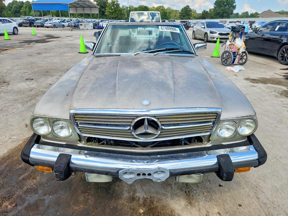 Photo 5 from auction – 1987 MERCEDES-BENZ 560 with VIN WDBBA48D0HA068906
