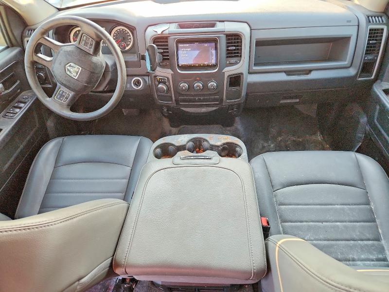 Photo 8 from auction – 2018 RAM 1500 with VIN 1C6RR6KM9JS225921