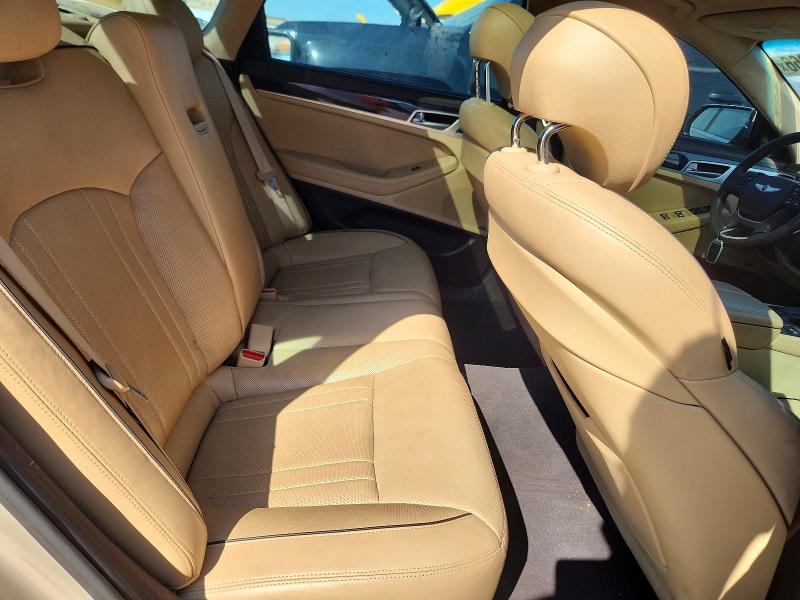 Photo 10 from auction – 2015 HYUNDAI GENESIS with VIN KMHGN4JF6FU097535