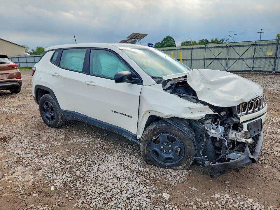 Photo 4 from auction – 2018 JEEP COMPASS with VIN 3C4NJDABXJT344790