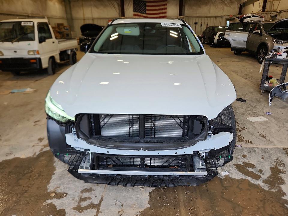 صورة رقم 5 من المزاد - 2025 VOLVO XC60 مع VIN YV4M12RC2S1184584