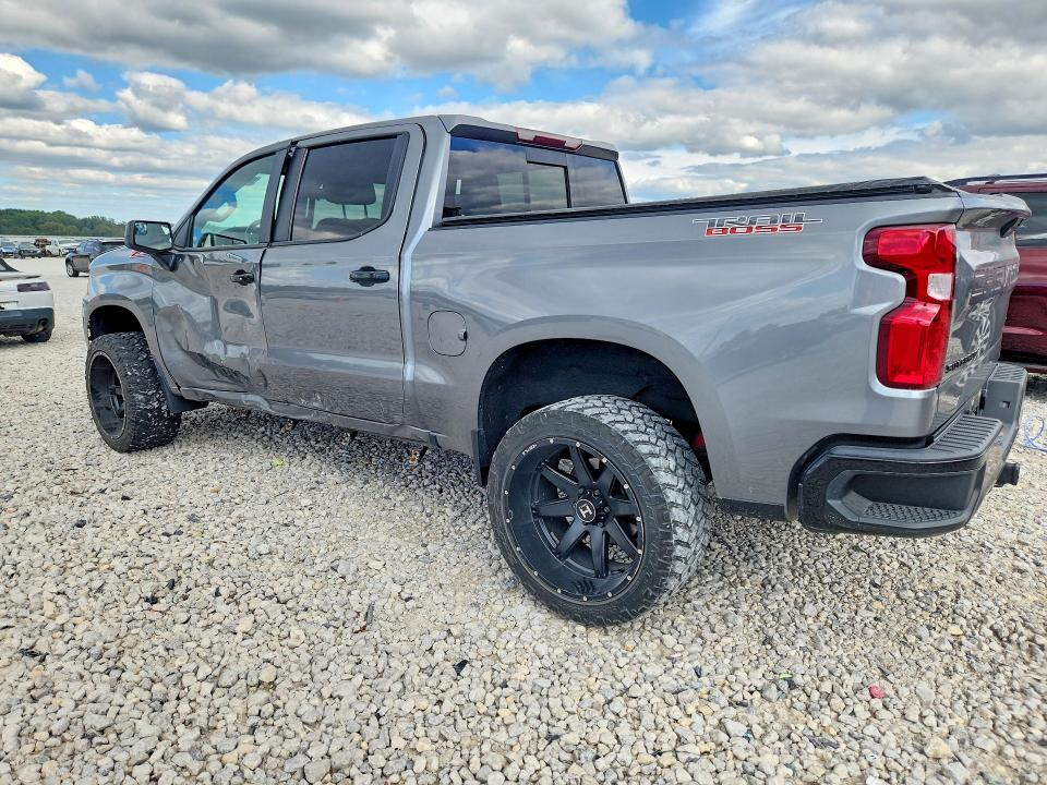 Снимка 2 от търг – 2021 CHEVROLET SILVERADO с VIN 1GCPYFED5MZ292025