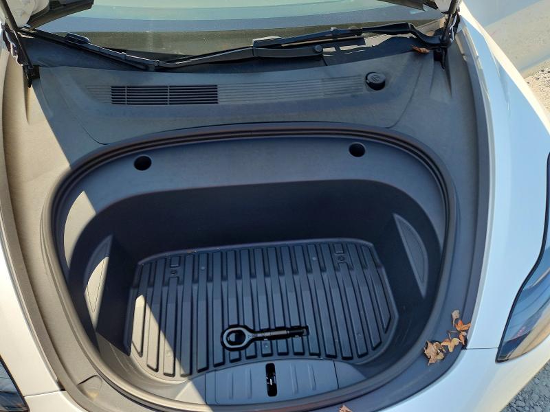 صورة رقم 11 من المزاد - 2023 TESLA MODEL 3 مع VIN 5YJ3E1EA1PF670075