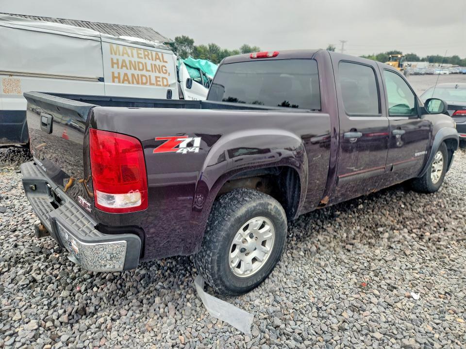 صورة رقم 3 من المزاد - 2008 GMC SIERRA مع VIN 2GTEK133181156799