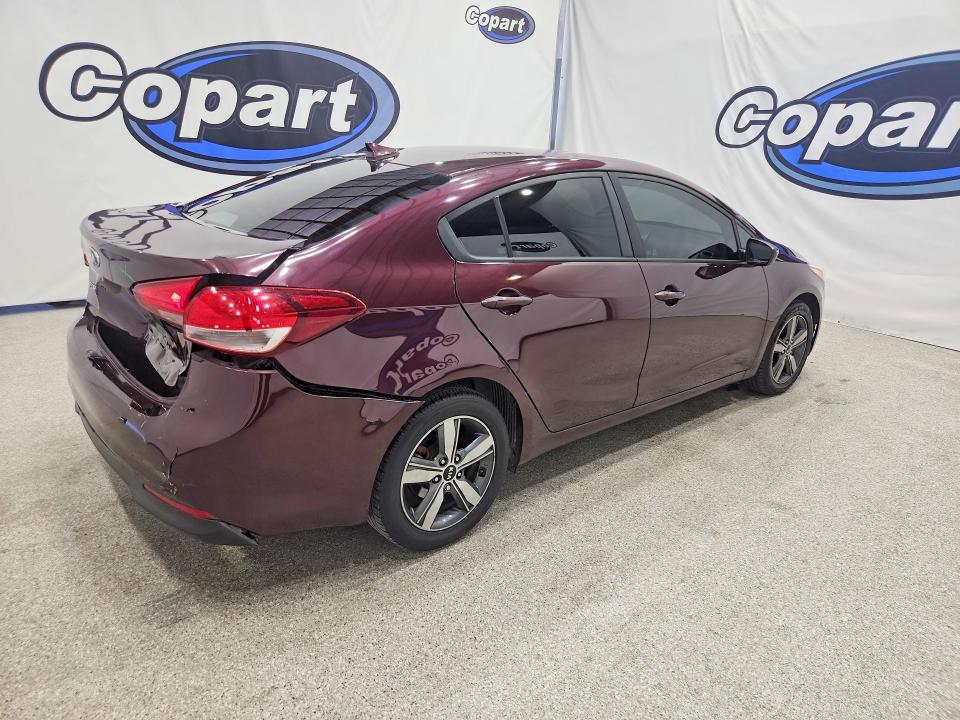 Photo 3 from auction – 2018 KIA FORTE with VIN 3KPFL4A79JE166806