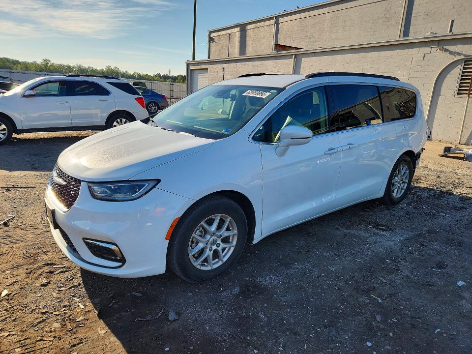 CHRYSLER PACIFICA 2022 z numerem VIN 2C4RC1BG6NR170780 - Zdjęcie z aukcji