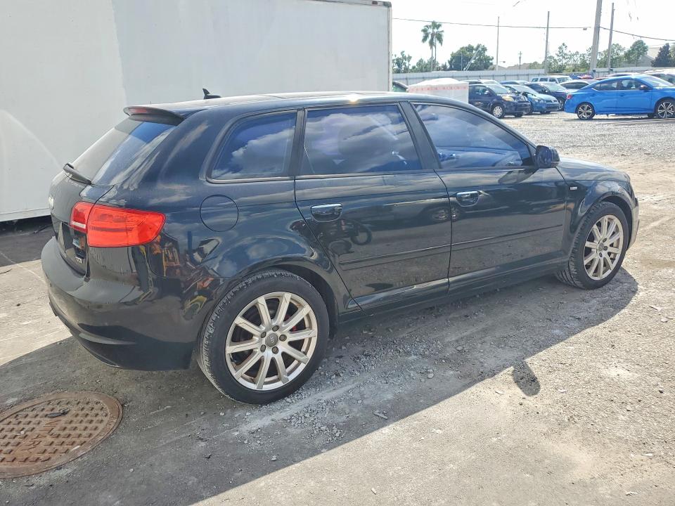 Foto 3 de la subasta – 2012 AUDI A3 con VIN WAUKJAFM5CA068375