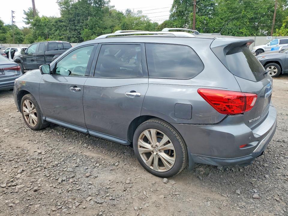 Photo 2 from auction – 2018 NISSAN PATHFINDER with VIN 5N1DR2MM3JC678768