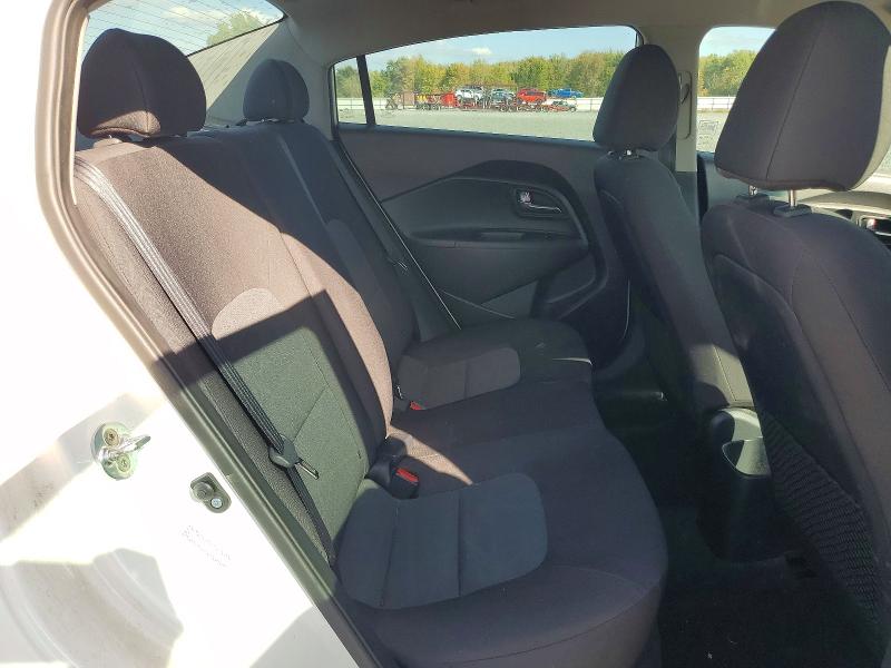 Foto 10 de la subasta – 2016 KIA RIO con VIN KNADM4A3XG6638444