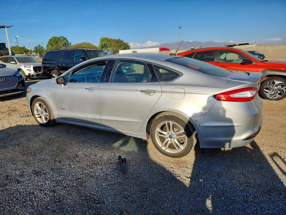 Photo 2 from auction – 2015 FORD FUSION with VIN 3FA6P0SU2FR253390