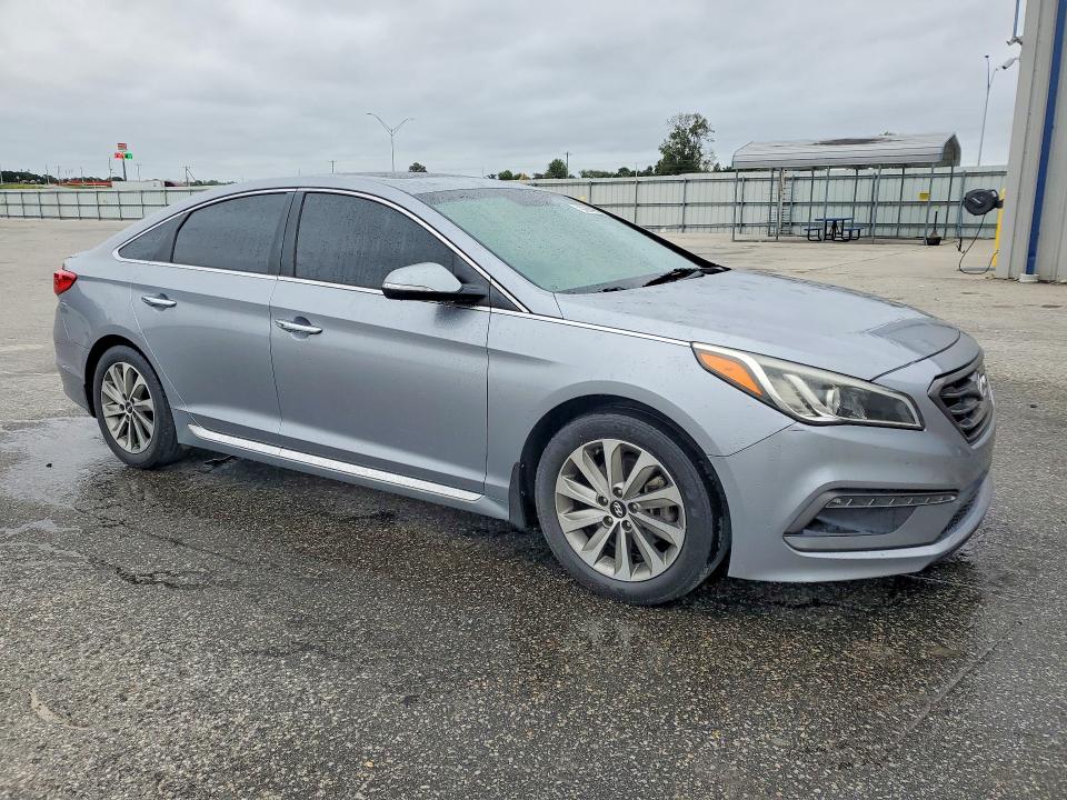 Photo 4 from auction – 2017 HYUNDAI SONATA with VIN 5NPE34AF3HH578244