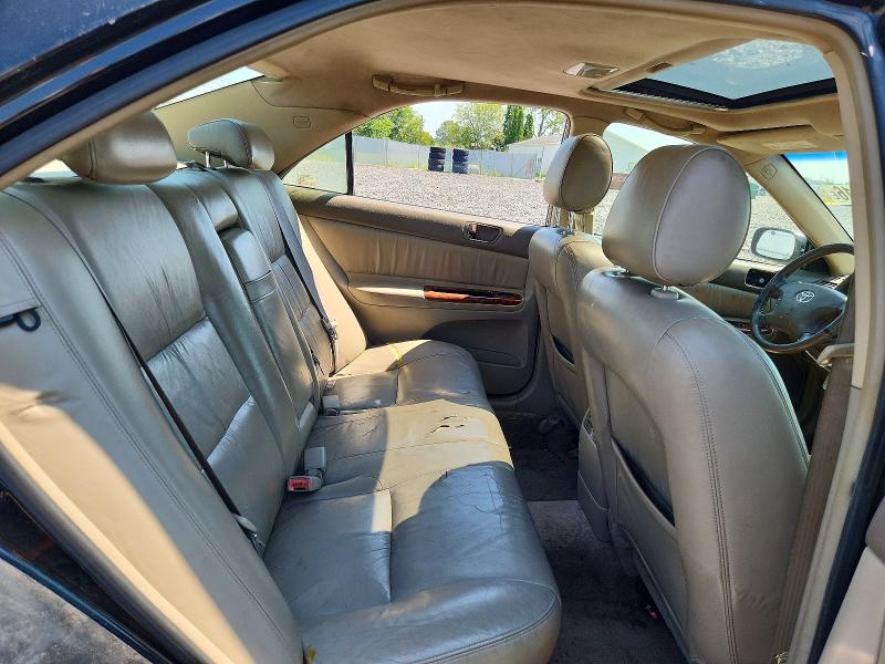 Photo 10 from auction – 2002 TOYOTA CAMRY with VIN JTDBF30K520002193