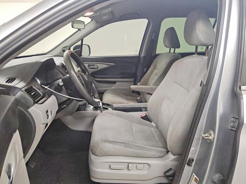 Photo 7 from auction – 2016 HONDA PILOT with VIN 5FNYF5H33GB018677
