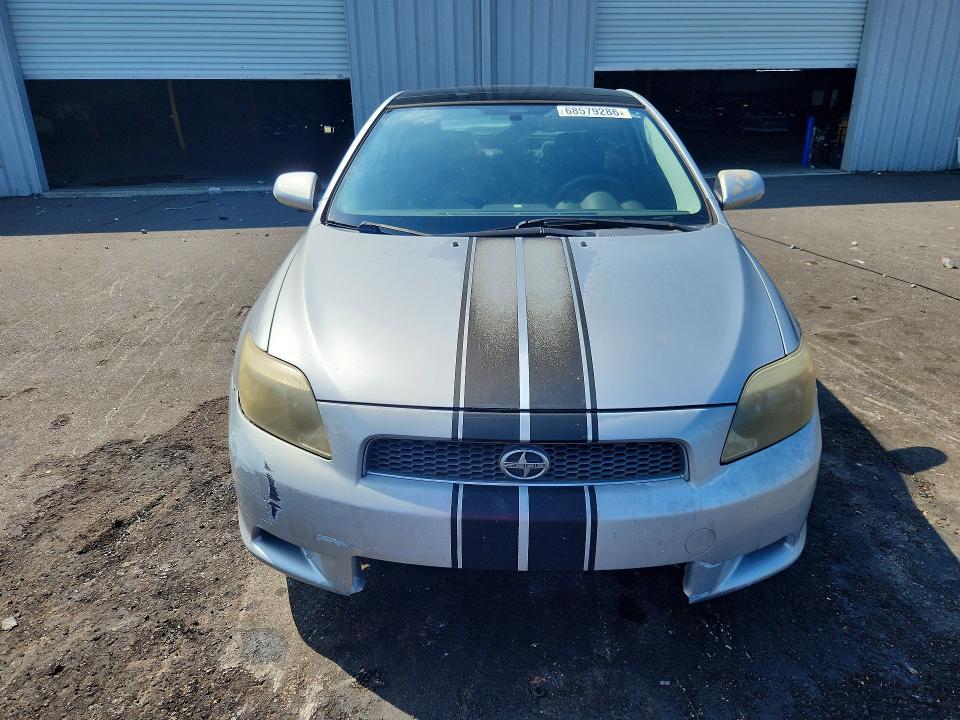 Photo 5 from auction – 2005 SCION TC with VIN JTKDE177950043439