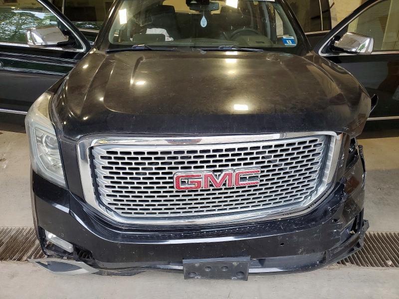 Снимка 12 от търг – 2016 GMC YUKON XL с VIN 1GKS2HKJ8GR102647