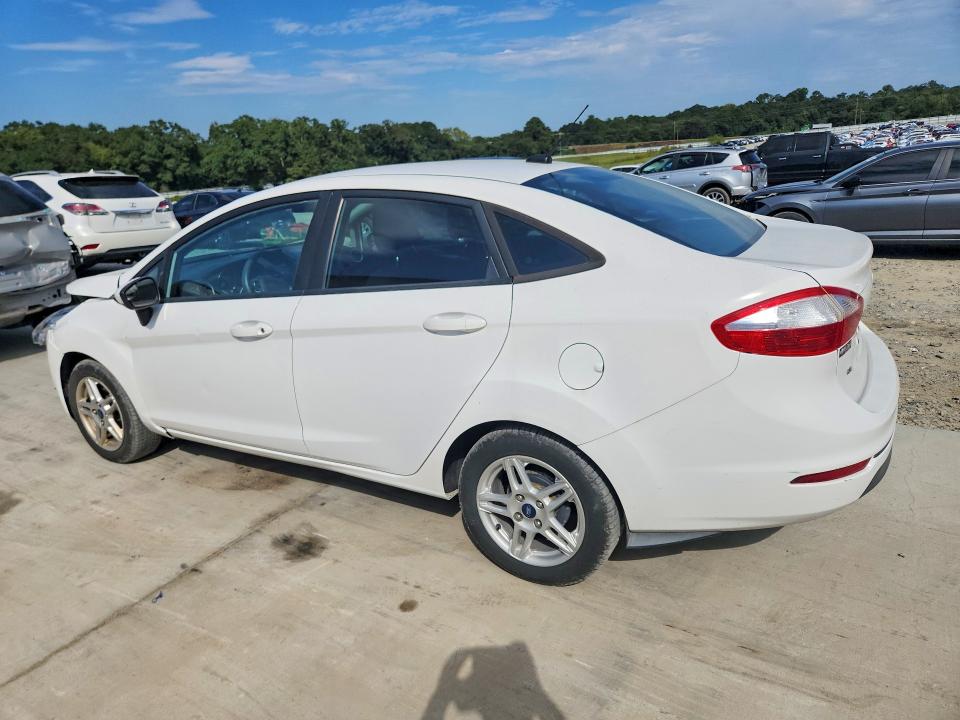 Zdjęcie 2 z aukcji – 2018 FORD FIESTA z VIN 3FADP4BJ8JM143986