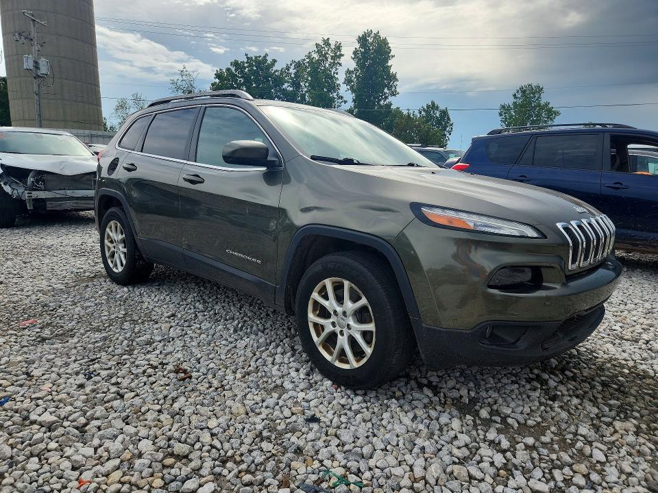 Photo 4 from auction – 2014 JEEP CHEROKEE with VIN 1C4PJMCS5EW220948