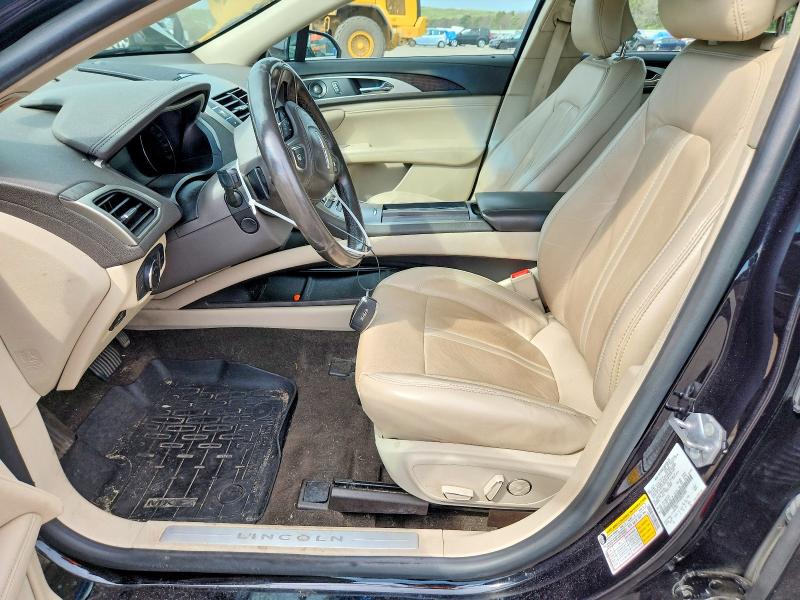 Photo 7 from auction – 2019 LINCOLN MKZ with VIN 3LN6L5F95KR624900