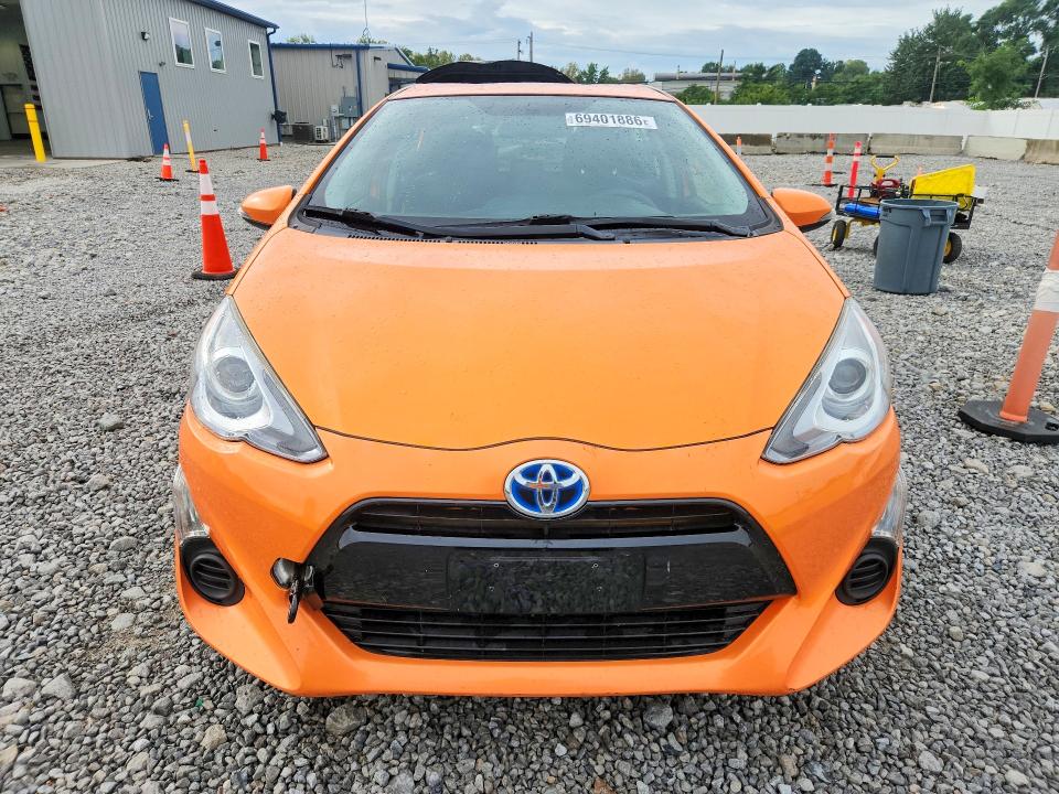 Photo 5 from auction – 2015 TOYOTA PRIUS C with VIN JTDKDTB33F1090608