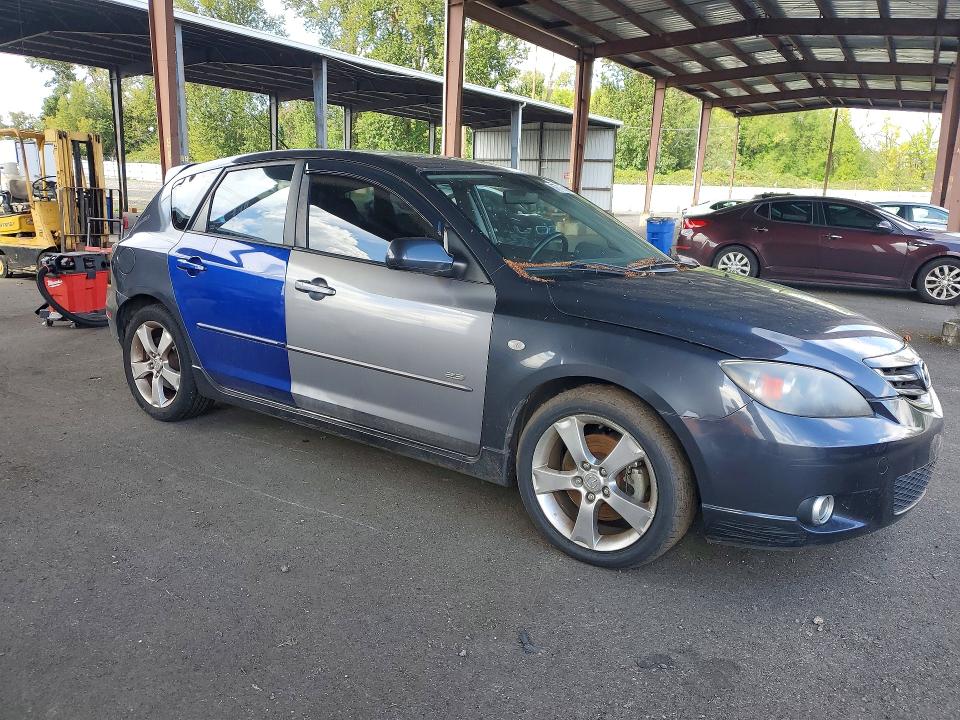 Photo 4 from auction – 2005 MAZDA 3 with VIN JM1BK143851264775