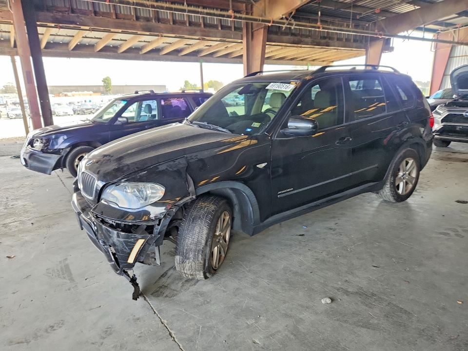 BMW X5 2013 с VIN 5UXZV4C56DL992736 - Снимка от търг