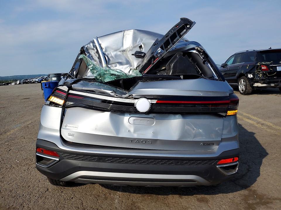 Снимка 6 от търг – 2025 VOLKSWAGEN TAOS с VIN 3VVUC7B21SM076862