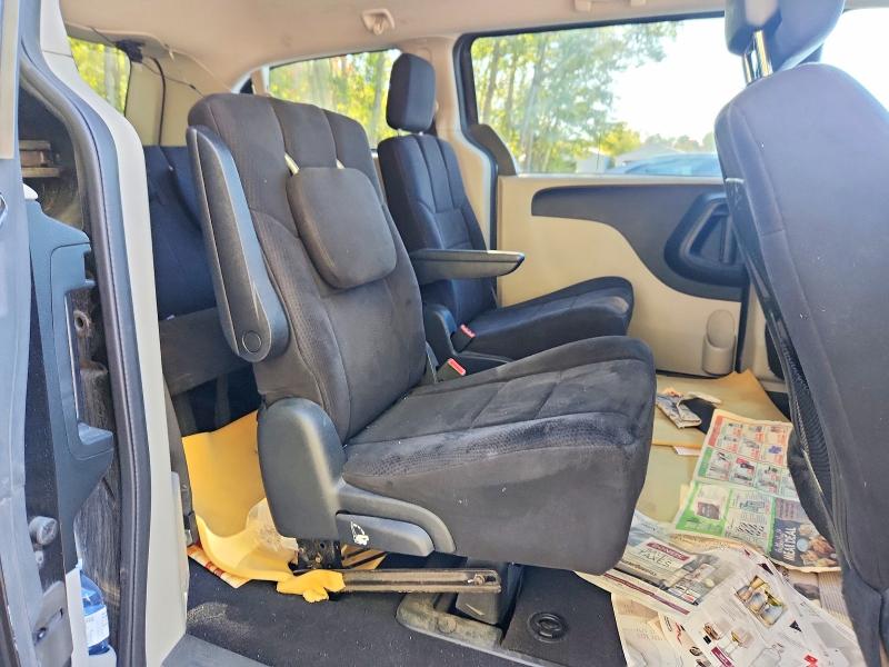 Снимка 11 от търг – 2011 DODGE GRAND CARAVAN с VIN 2D4RN4DG6BR690582