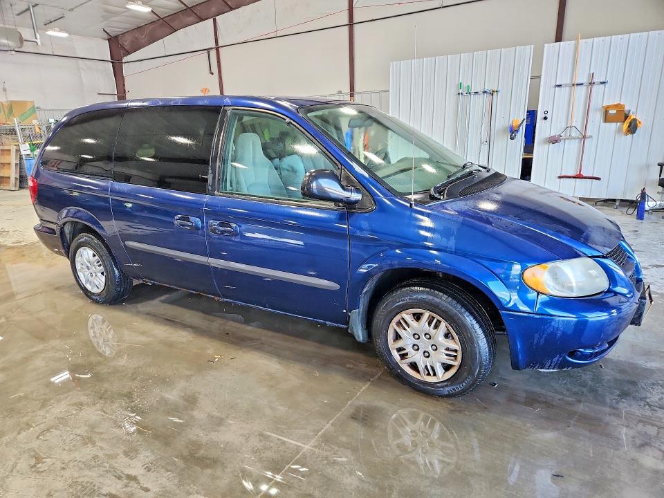 Photo 4 from auction – 2003 DODGE GRAND CARAVAN with VIN 2D4GP44323R129988