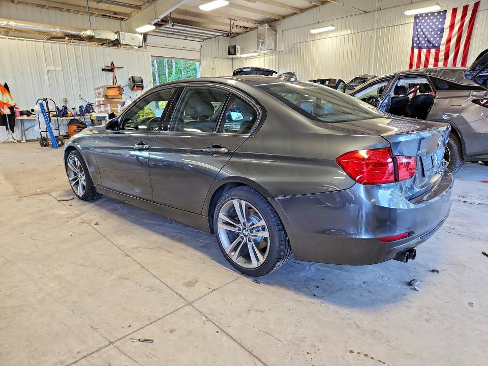 Zdjęcie 2 z aukcji – 2013 BMW 328 z VIN WBA3B5G57DNS03933