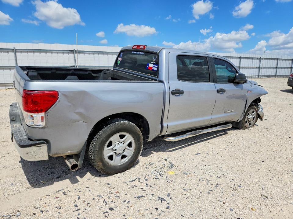 Снимка 3 от търг – 2013 TOYOTA TUNDRA с VIN 5TFEY5F15DX146936