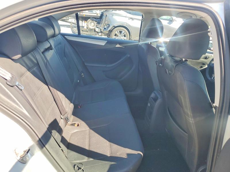 Photo 10 from auction – 2012 VOLKSWAGEN JETTA with VIN 3VWLX7AJ5CM389550