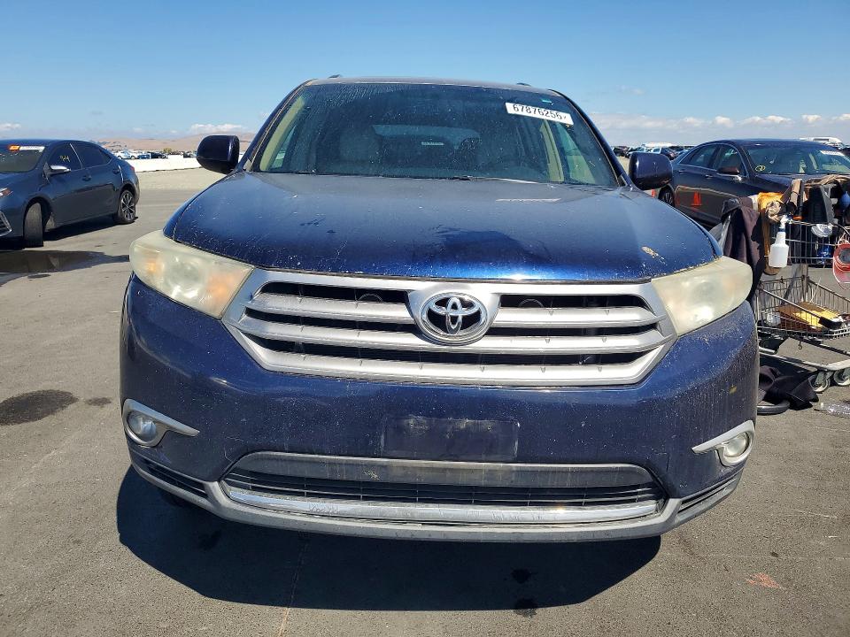 Photo 5 from auction – 2013 TOYOTA HIGHLANDER with VIN 5TDZK3EH7DS100567