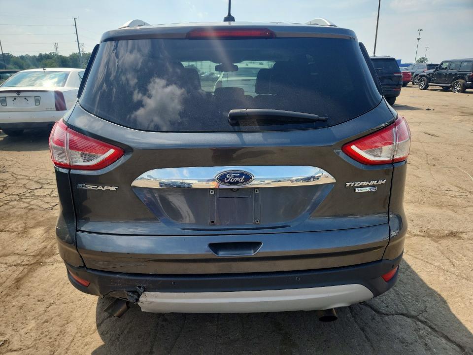 Photo 6 from auction – 2016 FORD ESCAPE with VIN 1FMCU9JX2GUA95998