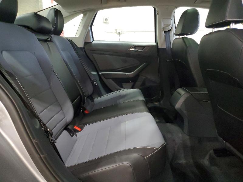 Photo 10 from auction – 2025 VOLKSWAGEN JETTA with VIN 3VW7X7BU8SM102579