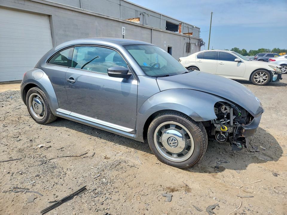 Photo 4 from auction – 2012 VOLKSWAGEN BEETLE with VIN 3VWJP7AT3CM609261