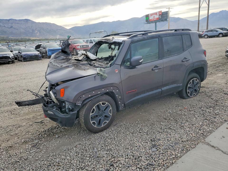 JEEP RENEGADE 2016 с VIN ZACCJBCT1GPC93178 - Снимка от търг