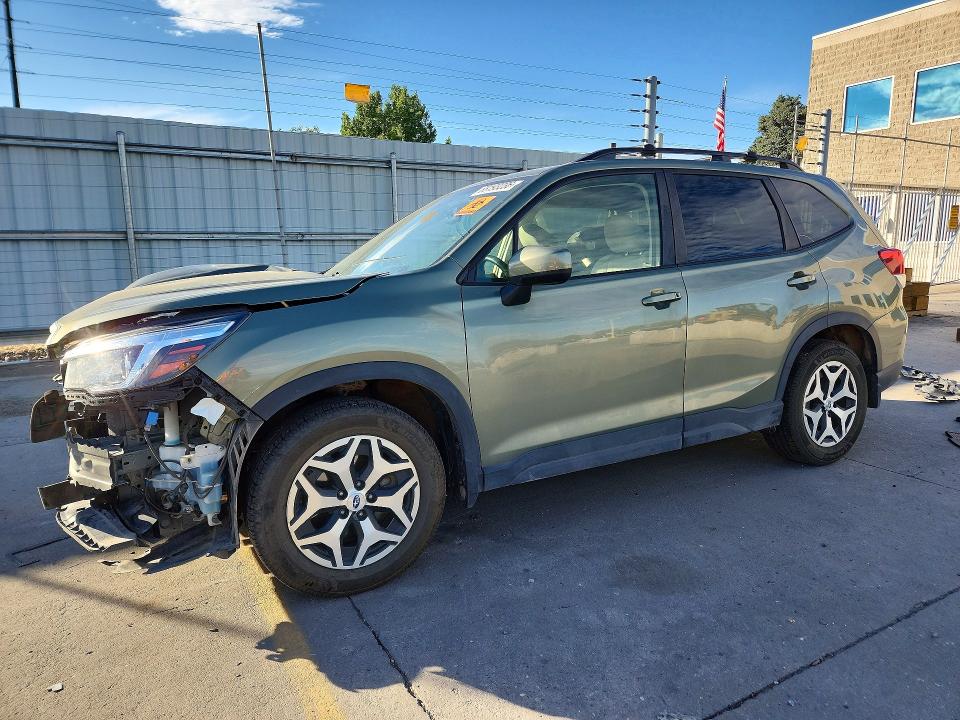 Фото 1 с аукциона – 2019 SUBARU FORESTER с VIN JF2SKAGC0KH464582