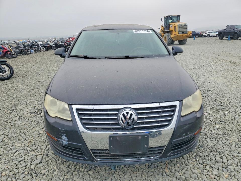 Photo 5 from auction – 2008 VOLKSWAGEN PASSAT with VIN WVWAK73C18E198650