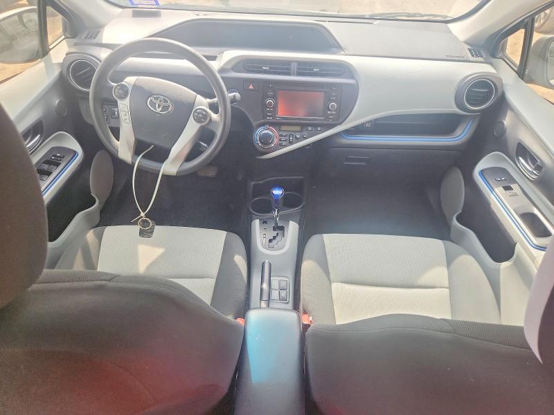 Photo 8 from auction – 2012 TOYOTA PRIUS C with VIN JTDKDTB38C1022557