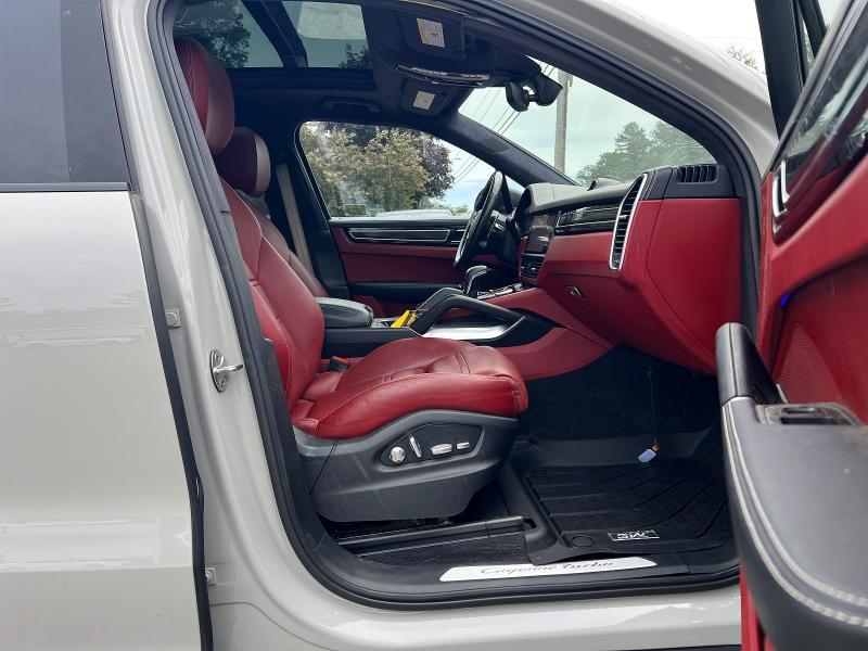 Фото 5 с аукциона – 2021 PORSCHE CAYENNE с VIN WP1AF2AY1MDA36070