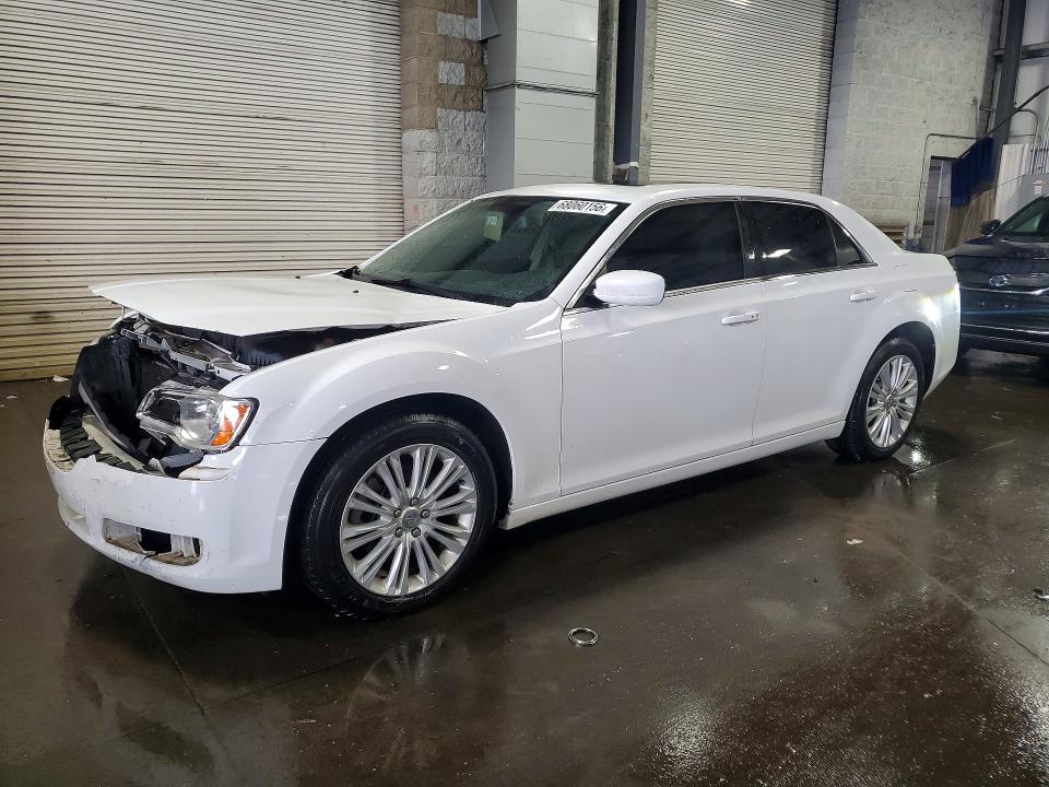 CHRYSLER 300 2014 with VIN 2C3CCARG5EH283223 - Photo from auction