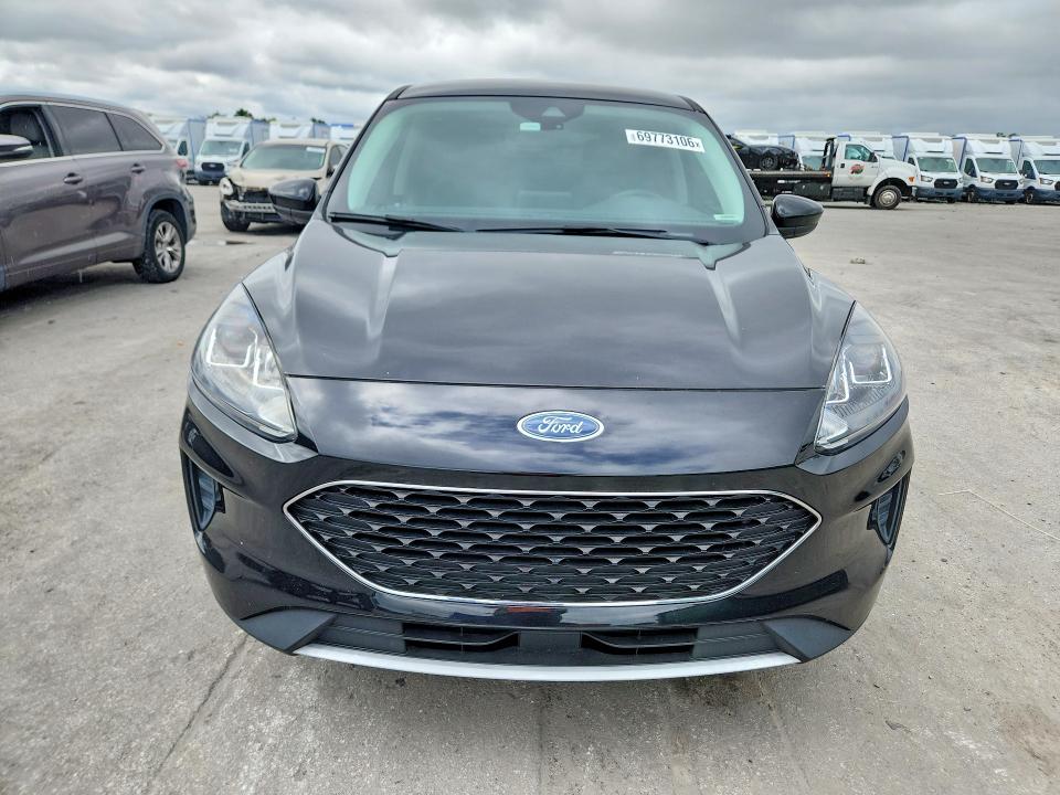 Снимка 5 от търг – 2021 FORD ESCAPE с VIN 1FMCU0EZ7MUA60585