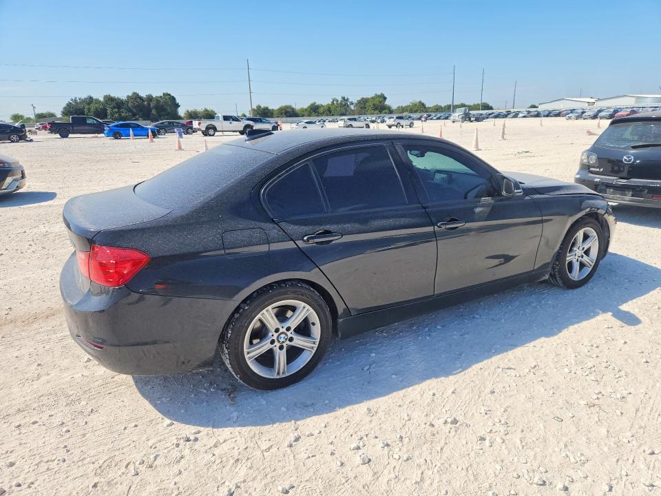 Photo 3 from auction – 2013 BMW 328 with VIN WBA3B5C59DF597029