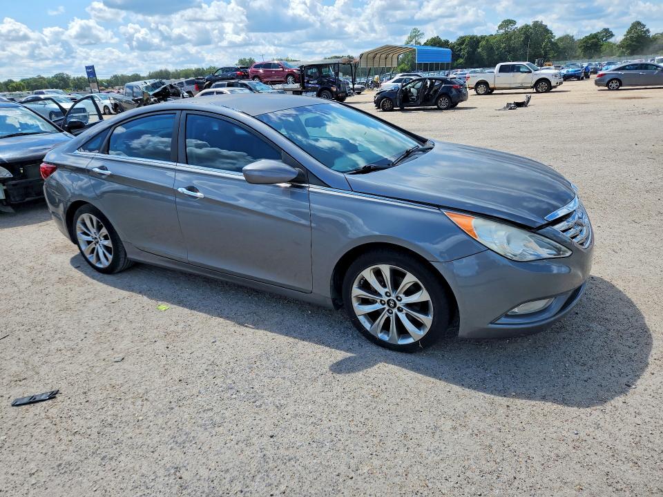 Снимка 4 от търг – 2012 HYUNDAI SONATA с VIN 5NPEC4AC4CH450089